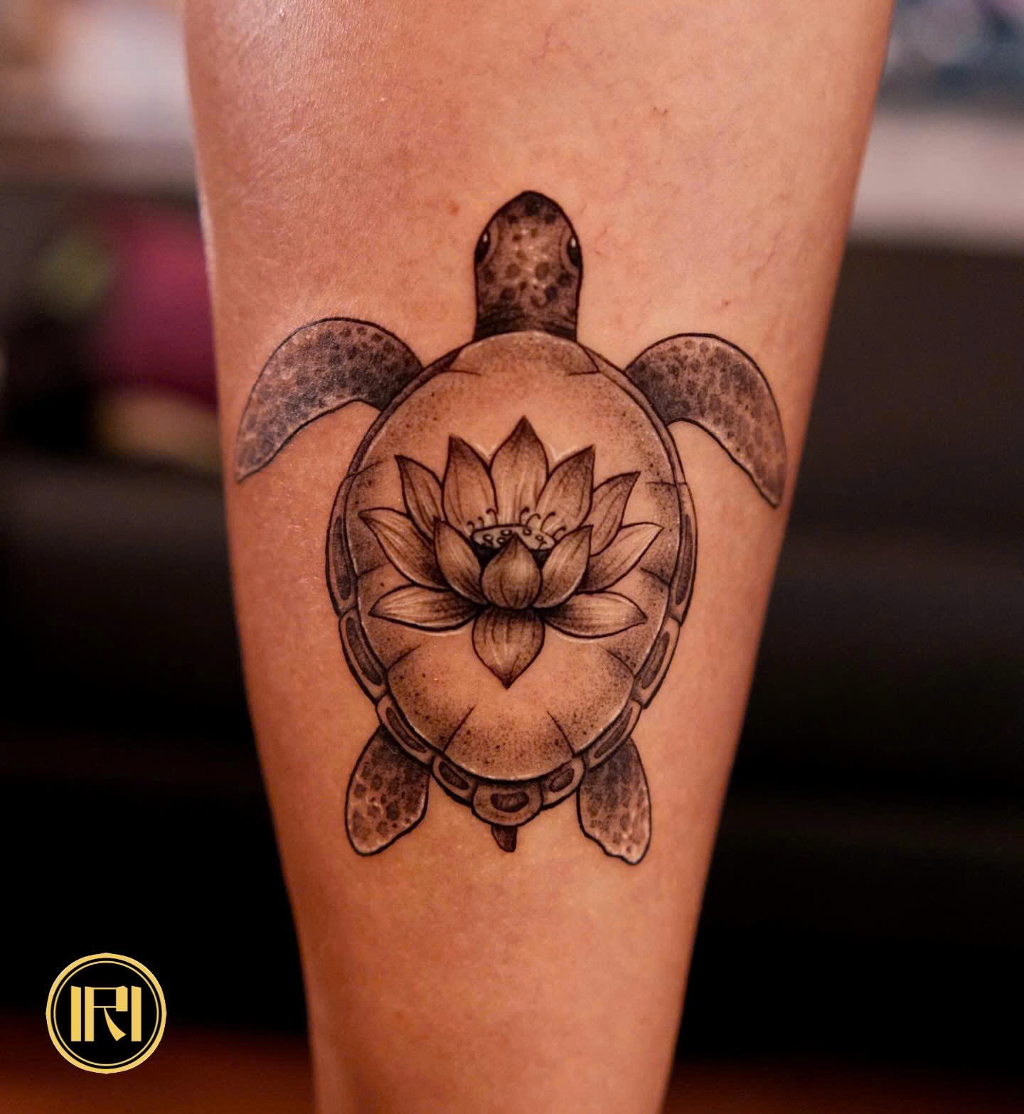 Realism & Blackwork #15